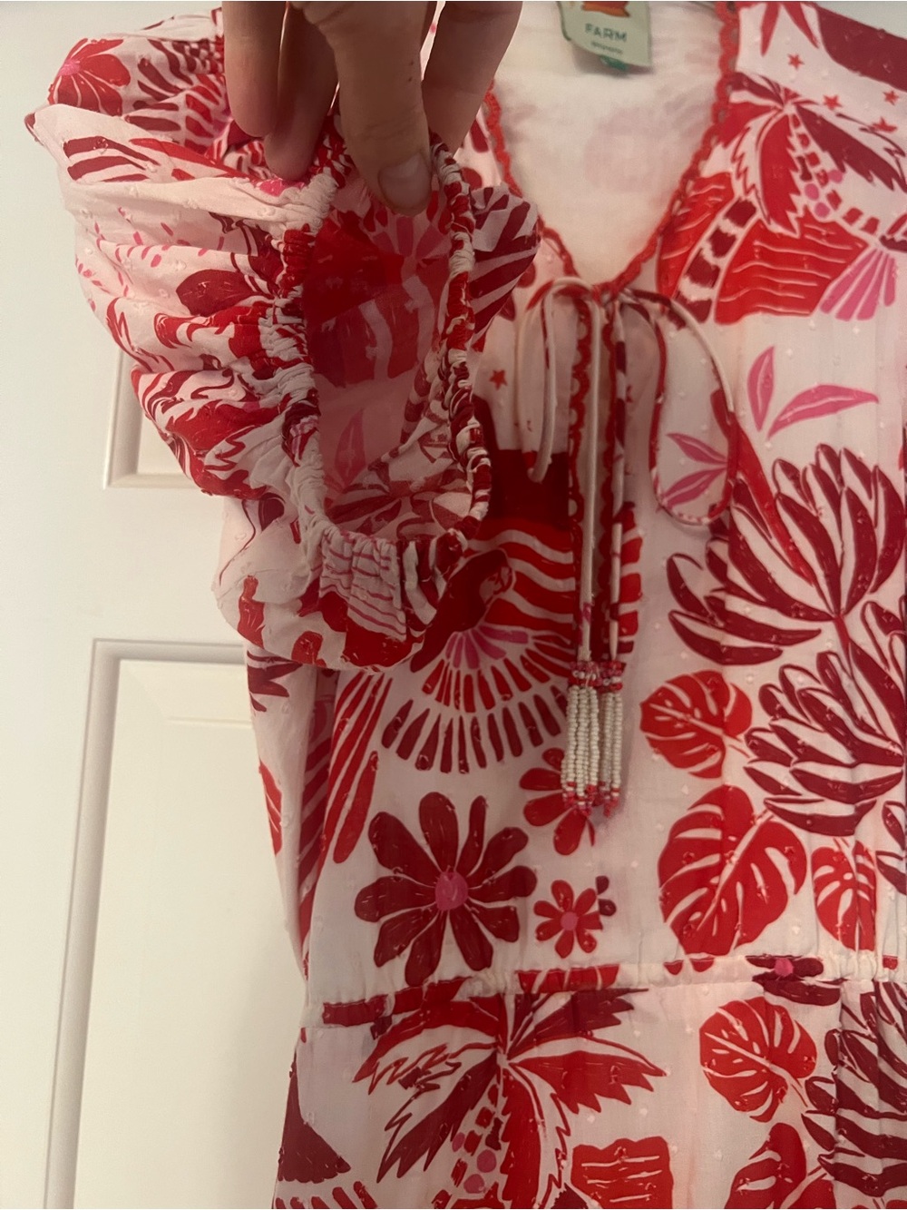FARM Rio Red and White Floral High-Low Puff Sleeve Dress - Picture 4 of 8